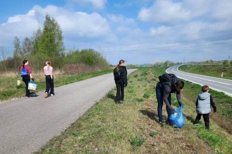 Młodzież działa dla natury. Ekologiczna inicjatywa w Skotnikach Dużych