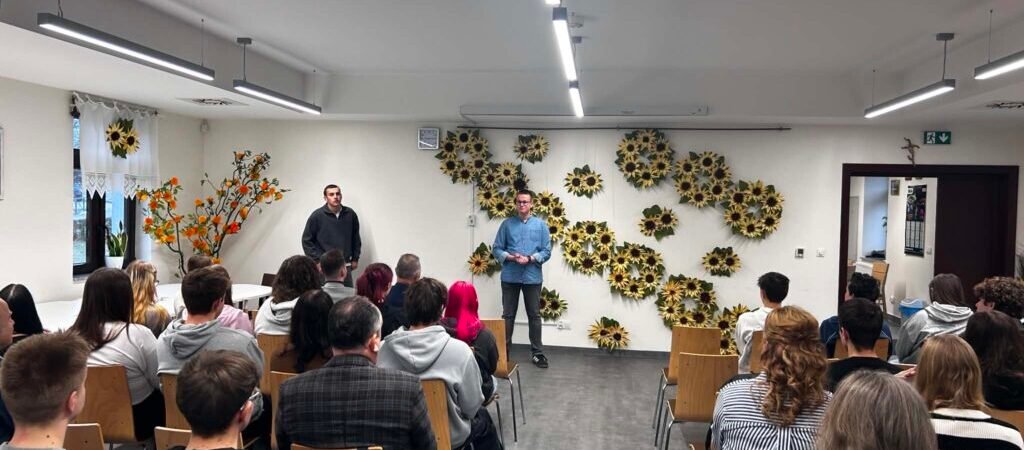 Podsumowanie projektu “MocMłodych”. Młodzież oceniła dotychczasowe działania i zaplanowała kolejne inicjatywy